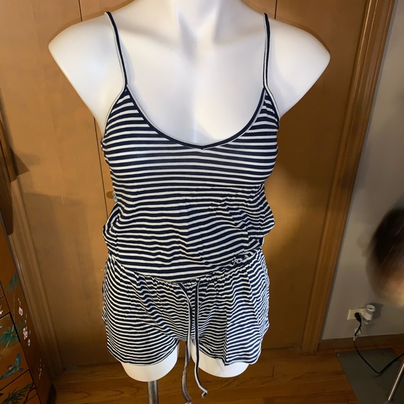 Patterned Romper - Picture 1 of 4